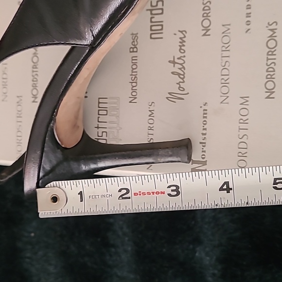 Shoes - Picture 4 of 4